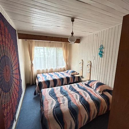 Hotel Purple Fox à Ancud Extérieur photo