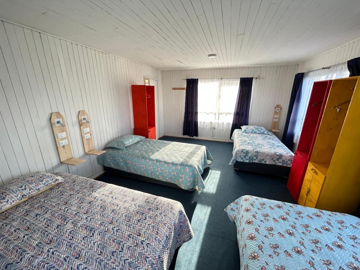 Hotel Purple Fox à Ancud Extérieur photo